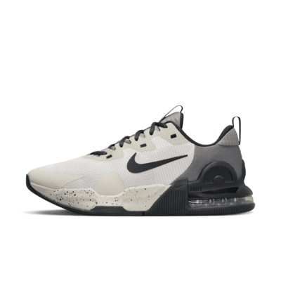 Stylish Nike Revolution 5 Athletic Shoes - Size 8.5