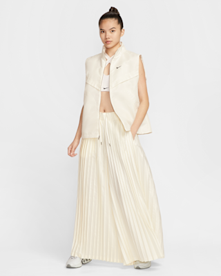 Nike Sportswear 系列