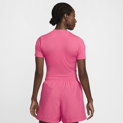 Nike Sportswear Essential Kurz-T-Shirt mit schmaler Passform für Damen