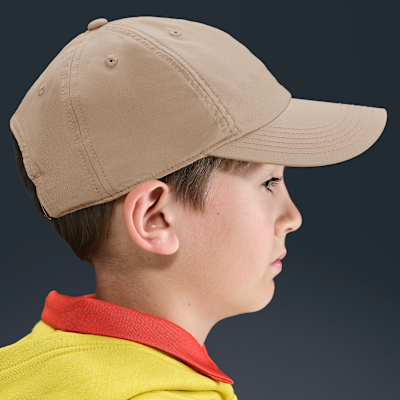 Nike Dri-FIT Club ustrukturert caps med Swoosh-logo i metall til barn