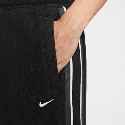 LeBron Standard Issue Men's Therma-FIT Basketball Trousers