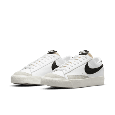 Nike Blazer Low '77 Women's Shoes