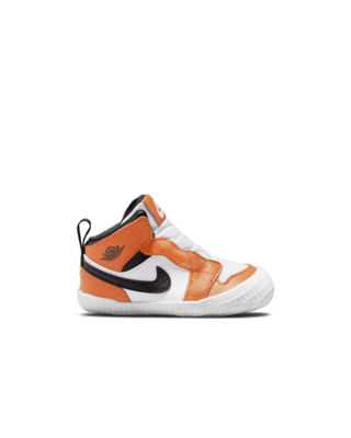 nike social vaporwaffle