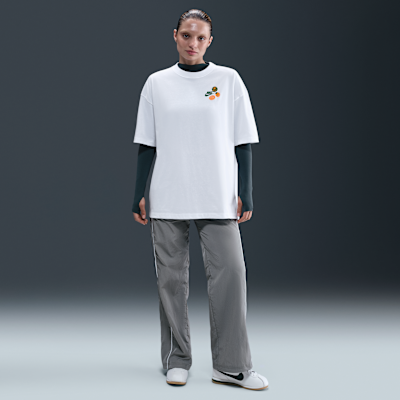 Nike Sportswear oversized T-shirt met korte mouwen en graphic voor dames