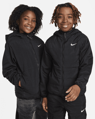 Nike Outdoor Play EasyOn Older Kids' Fleece Hoodie. Nike LU