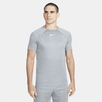 Nike Pro Men's Dri-FIT Slim Short-Sleeve Top