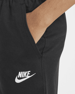 Nike Sportswear Club