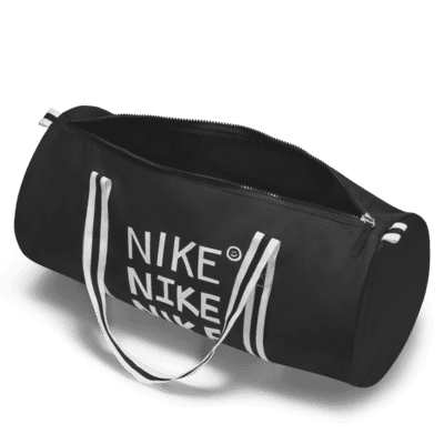 กระเป๋า Duffel Nike Heritage (30 ล.)