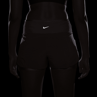 Shorts de running de tiro medio 2 en 1 de 8 cm con bolsillos para mujer Nike Dri-FIT Swift