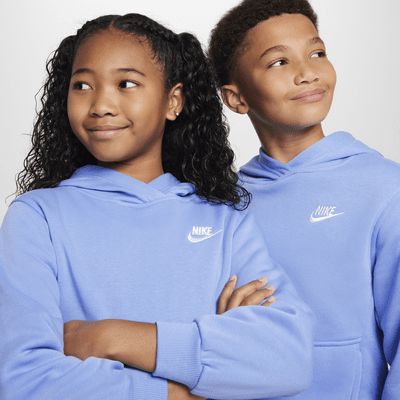 Nike Sportswear Club Fleece-pullover-hættetrøje til større børn