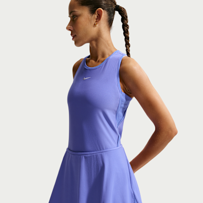 Falda de tenis Dri-FIT corta con vuelo para mujer Nike Victory