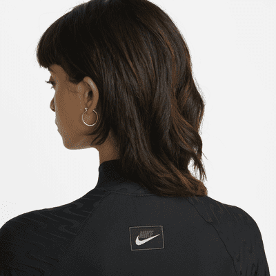 Camiseta de manga larga y cuello alto para mujer Nike Sportswear Icon Clash