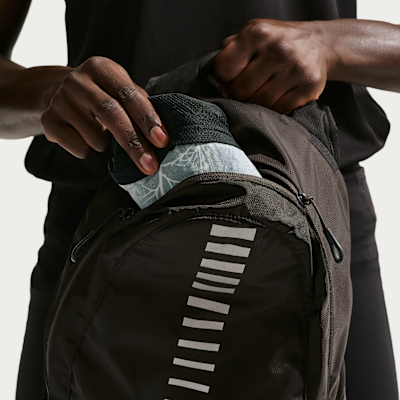 Nike Stride Dri-FIT Realtree® férfi futókabát