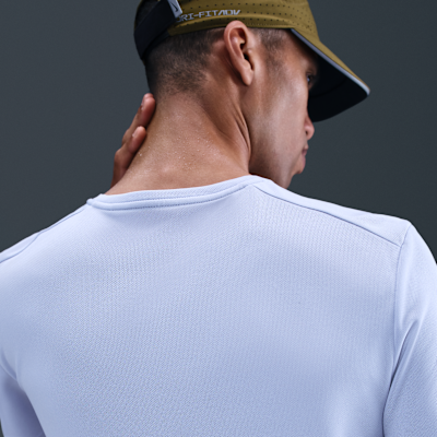 Haut de running à manches courtes Dri-FIT UV Nike Miler pour homme