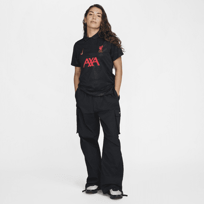 Playera de fútbol Nike Dri-FIT para antes del partido para mujer Liverpool FC Academy Pro Third