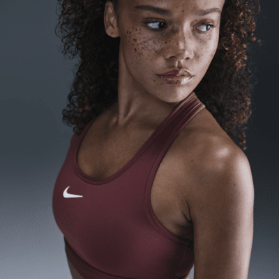 Nike Swoosh Medium Support Dolgulu Kadın Spor Sütyeni