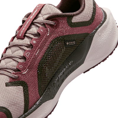 Nike Pegasus 41 GORE-TEX Su Geçirmez Kadın Yol Koşu Ayakkabısı