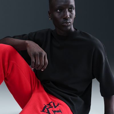 Nike Sportswear Club Men's Cuffed Fleece Joggers