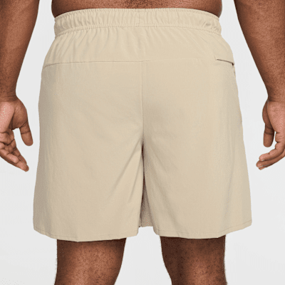 Shorts versatili Dri-FIT non foderati 18 cm Nike Unlimited – Uomo