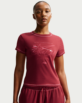 Женская футболка Nike Sportswear Chill Knit Slim Short-Sleeved Cropped