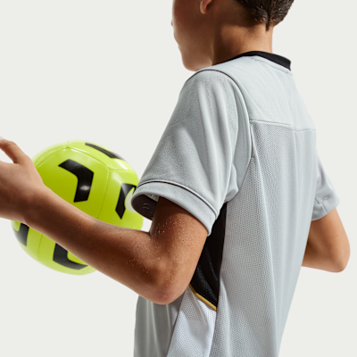 Playera de fútbol Dri-FIT para niños talla grande Nike Academy