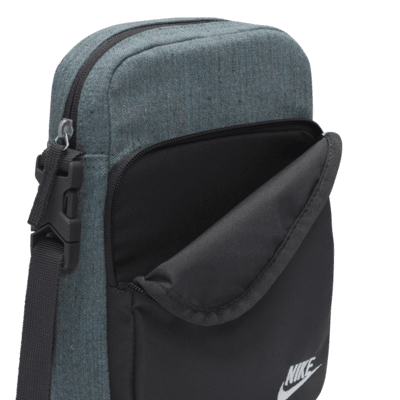 Nike Heritage Crossbody Bag (4L).