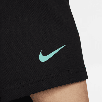 LeBron x Liverpool FC Men's Nike Max90 Soccer T-Shirt