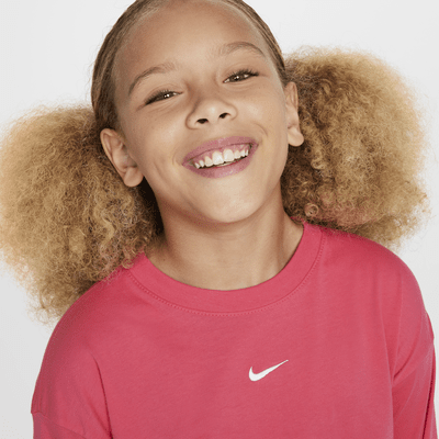 Playera de manga larga para niña talla grande Nike Sportswear Essential