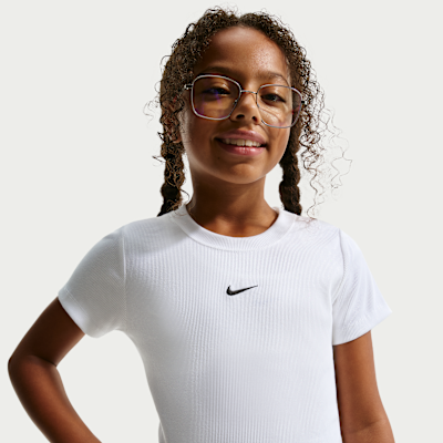 Nike Sportswear Older Kids' (Girls') Slim Cropped Ribbed T-Shirt