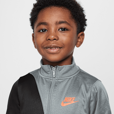 Nike Dri-FIT Sportswear Little Kids' On the Move 2-Piece Propus Set