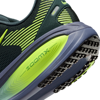 Nike Vomero 18 Men's Road Running Shoes (Extra Wide)