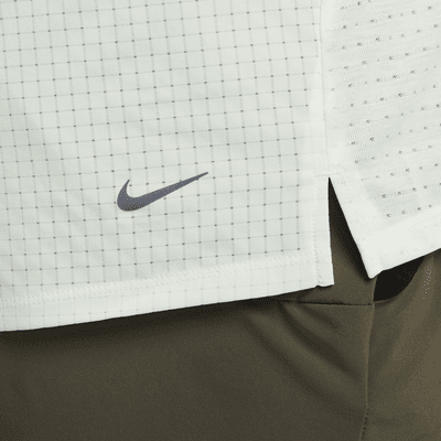 Kortærmet Nike Trail Solar Chase Dri-FIT-løbeoverdel til mænd