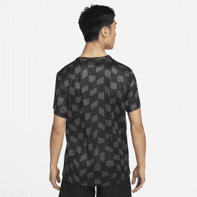 Nike Dri-FIT Miler Men's Short-Sleeve Running Top