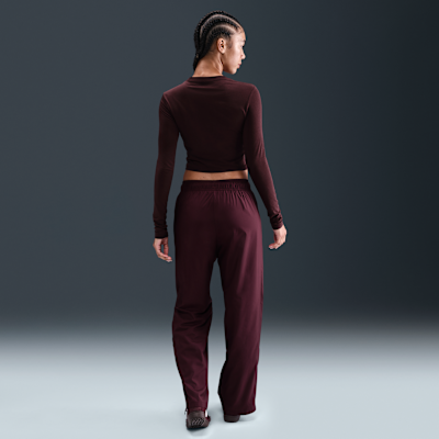 Nike Sportswear Chill Knit Women's Slim Long-Sleeve Cropped Top
