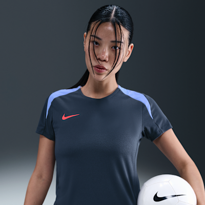 Nike Strike