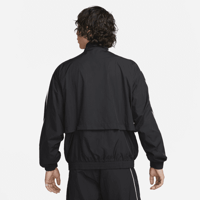 Chamarra de entrenamiento de tejido Woven para hombre Nike Sportswear Solo Swoosh