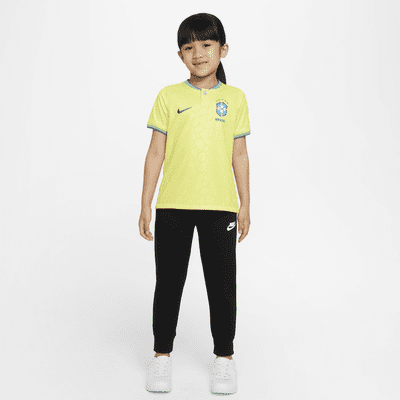 Brazil 2022/23 Home Younger Kids' Nike Dri-FIT Football Shirt