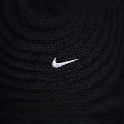 Nike Solo Swoosh