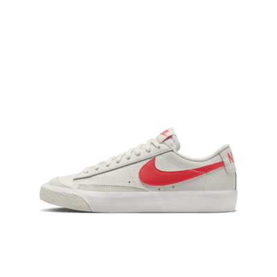 THE BETTER OF THE TWO? Nike x Off White Blazer Low University Red On Foot  Review How to Style 