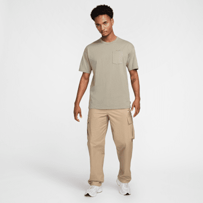 Nike Sportswear Premium Essentials Men's Pocket T-Shirt