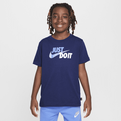 Tottenham Hotspur Older Kids' Nike Football T-Shirt. Nike IL