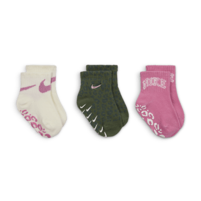 Nike Swoosh Spirit Baby Gripper Socks (3 Pairs)