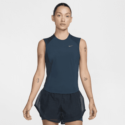 Nike Running Division Women's Dri-FIT Pocket Tank Top. Nike.com