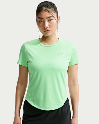 Nike Tempo