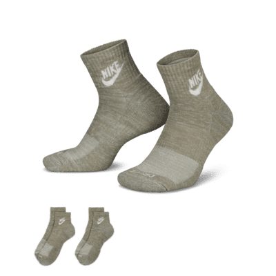 Nike Everyday Plus Cushioned