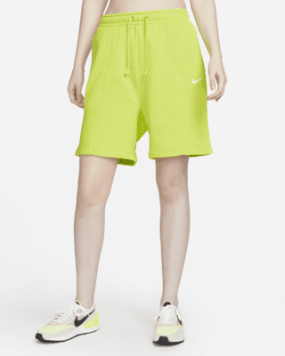 nike sportswear essential fleece short