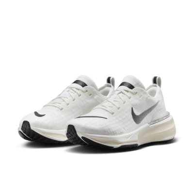 Tenis de correr en pavimento para mujer Nike Invincible 3