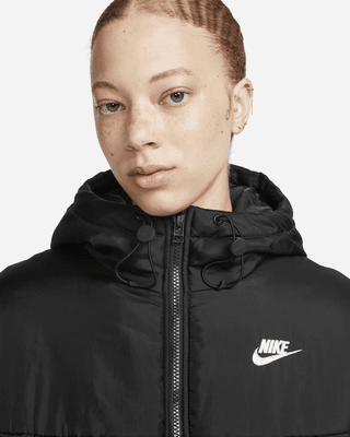 Nike Sportswear Classic Puffer Women's Therma-FIT Loose Hooded Jacket