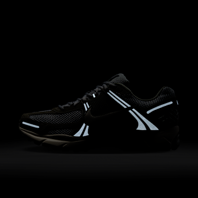 Nike Zoom Vomero 5 男鞋