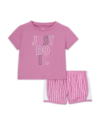 Детская футболка Nike Dri-FIT Femme Pop Baby (12-24M) and Tempo Shorts Set